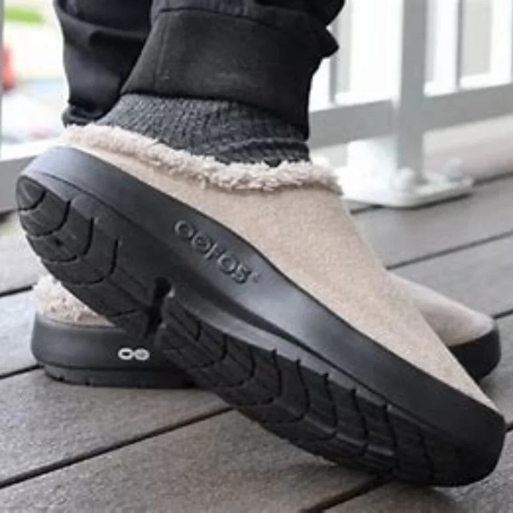 OOFOS $115 Men's OOCOOZIE Mule Tawny Sz 12 NIB!
